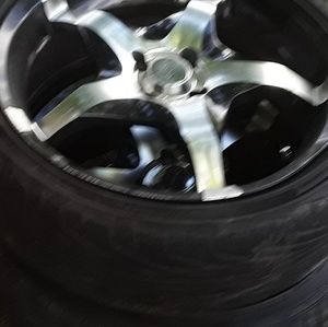 18 inch aftermarket rims 2 tires are new